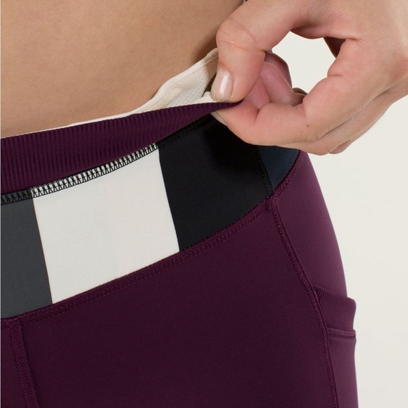 Lululemon Run For Fun Crop Purple Plum Pow Stripe Angel Wing Legging Tight EUC 6 - Picture 5 of 12